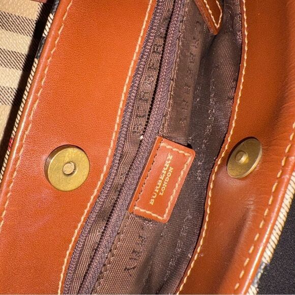 Used in great condition Burberry Beige and Brown Checkered Women's small tote - Picture 8 of 9